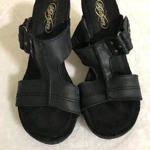 New Black Skechers Wedge Size 6